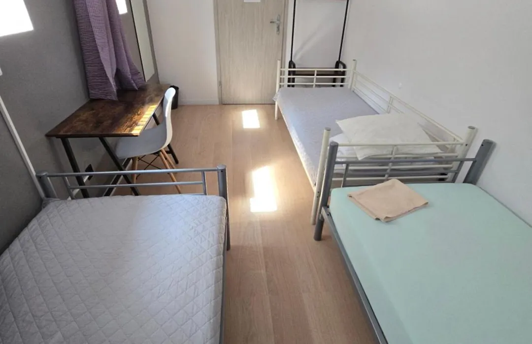 Rooms4Rest Wiertnicza - Private Rooms For Tourists-1